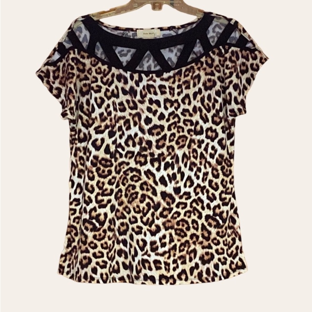 Diana Belle Women’s Animal Print Top Size L